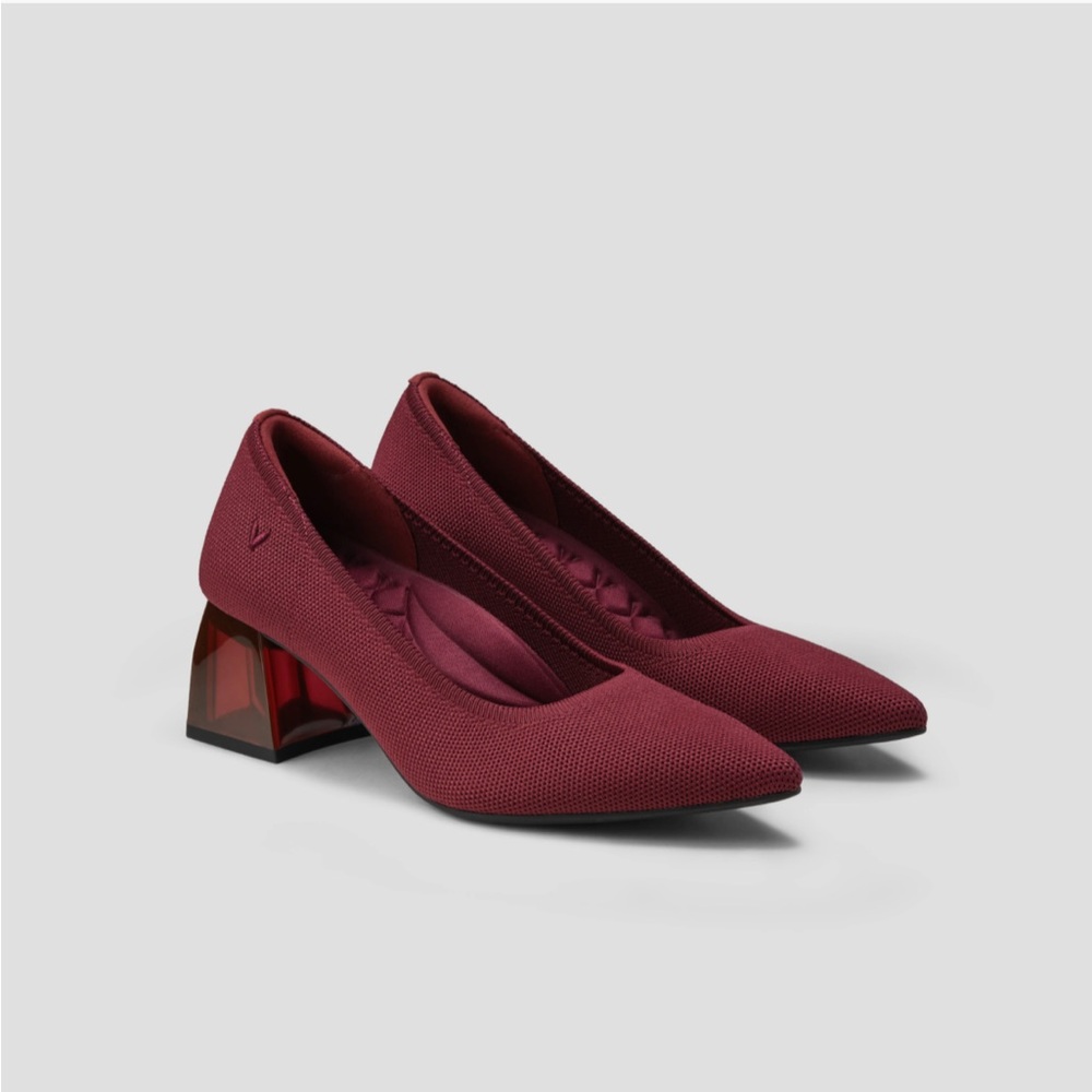 Vivaia Aria heel 41.5 / 10 in Bordeaux red